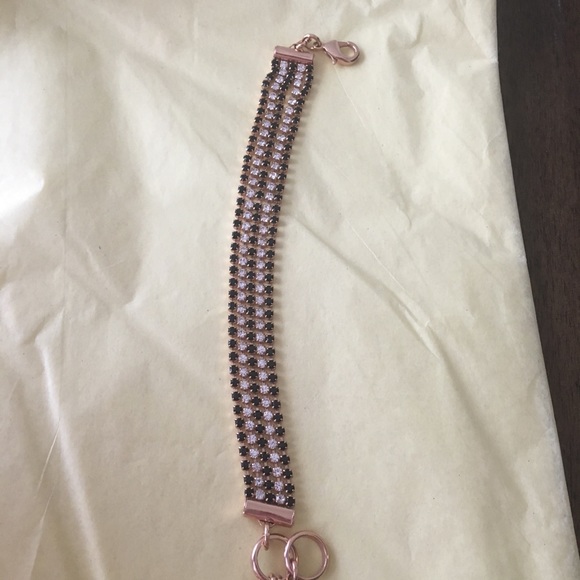 Mariana Bracelet - Picture 5 of 5